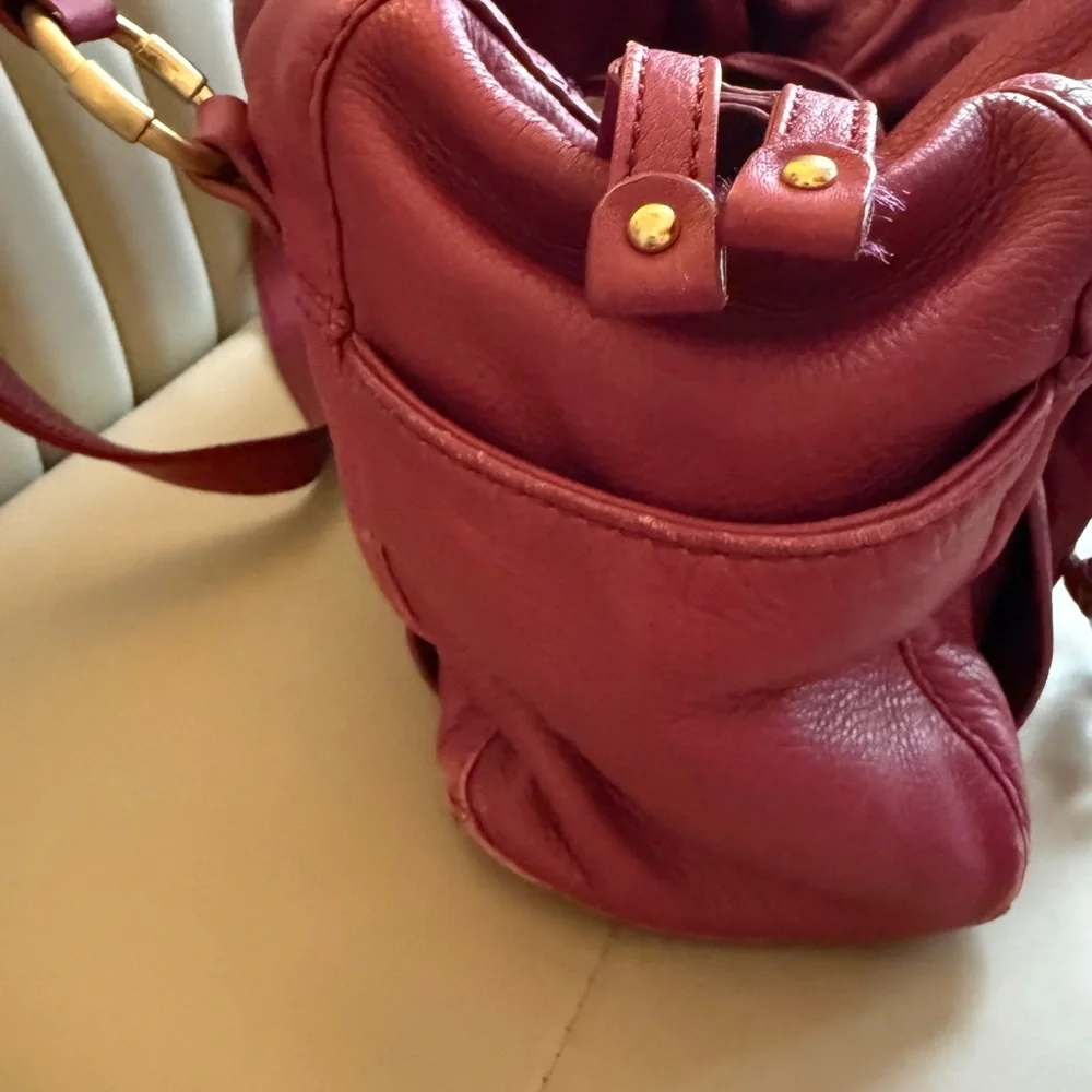 Michael Kors Plum Leather Shoulder Bag with Gold Emblem - Picture 8 of 11